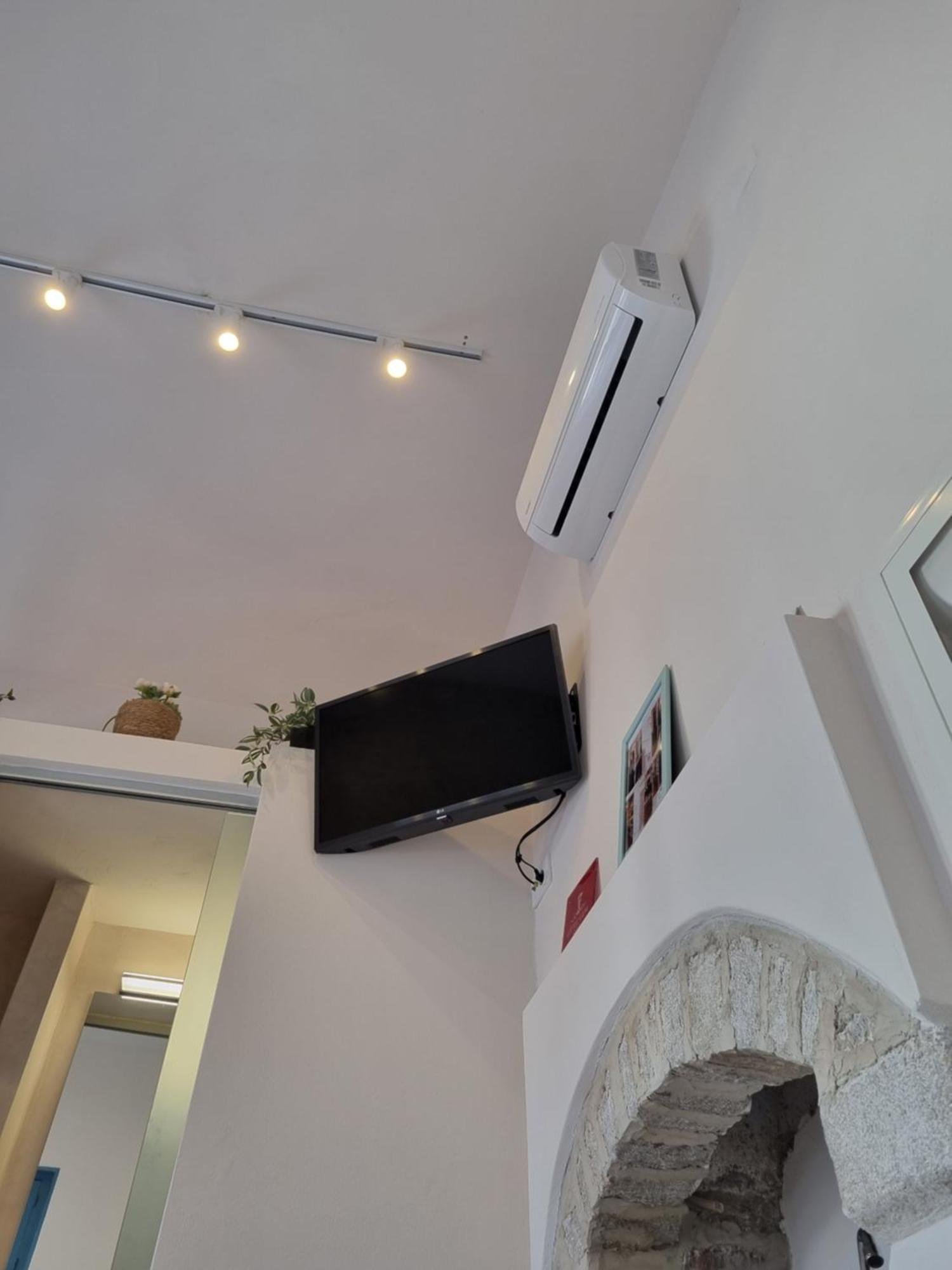 Little Gem Symi Boutique Studio Екстер'єр фото